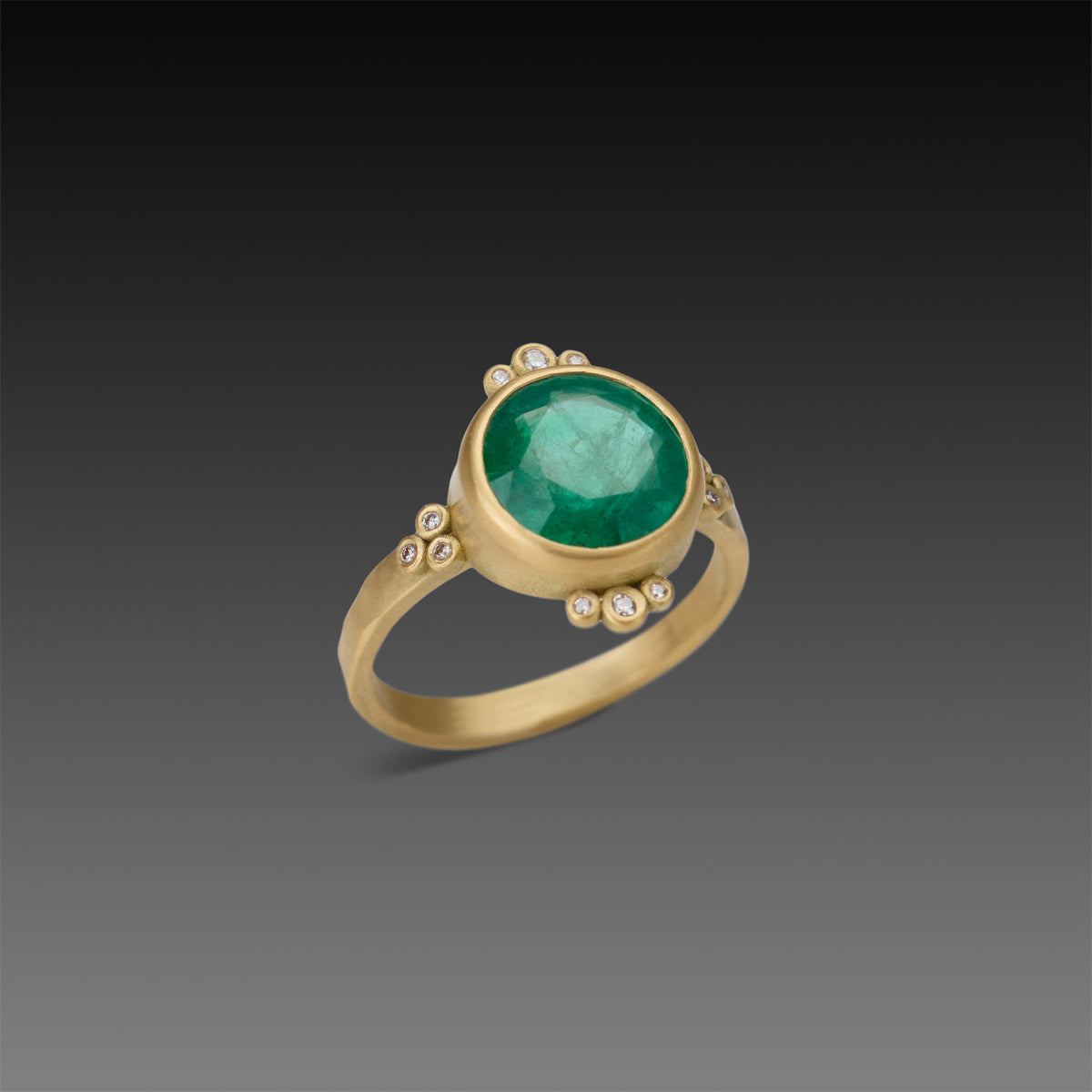 Round Emerald Ring With Diamond Trios