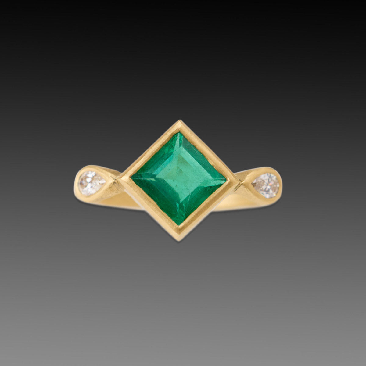 Faceted Emerald Ring With Teardrop Diamonds