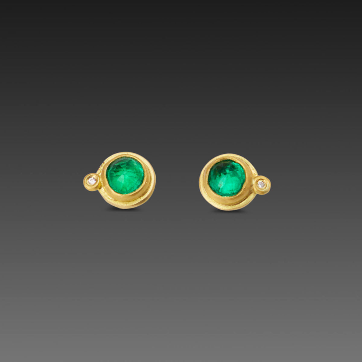 Round Emerald Stud Earrings