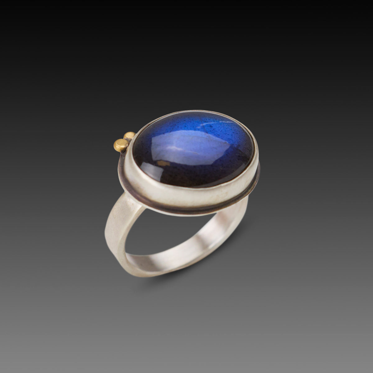 Smooth Oval Labradorite Ring