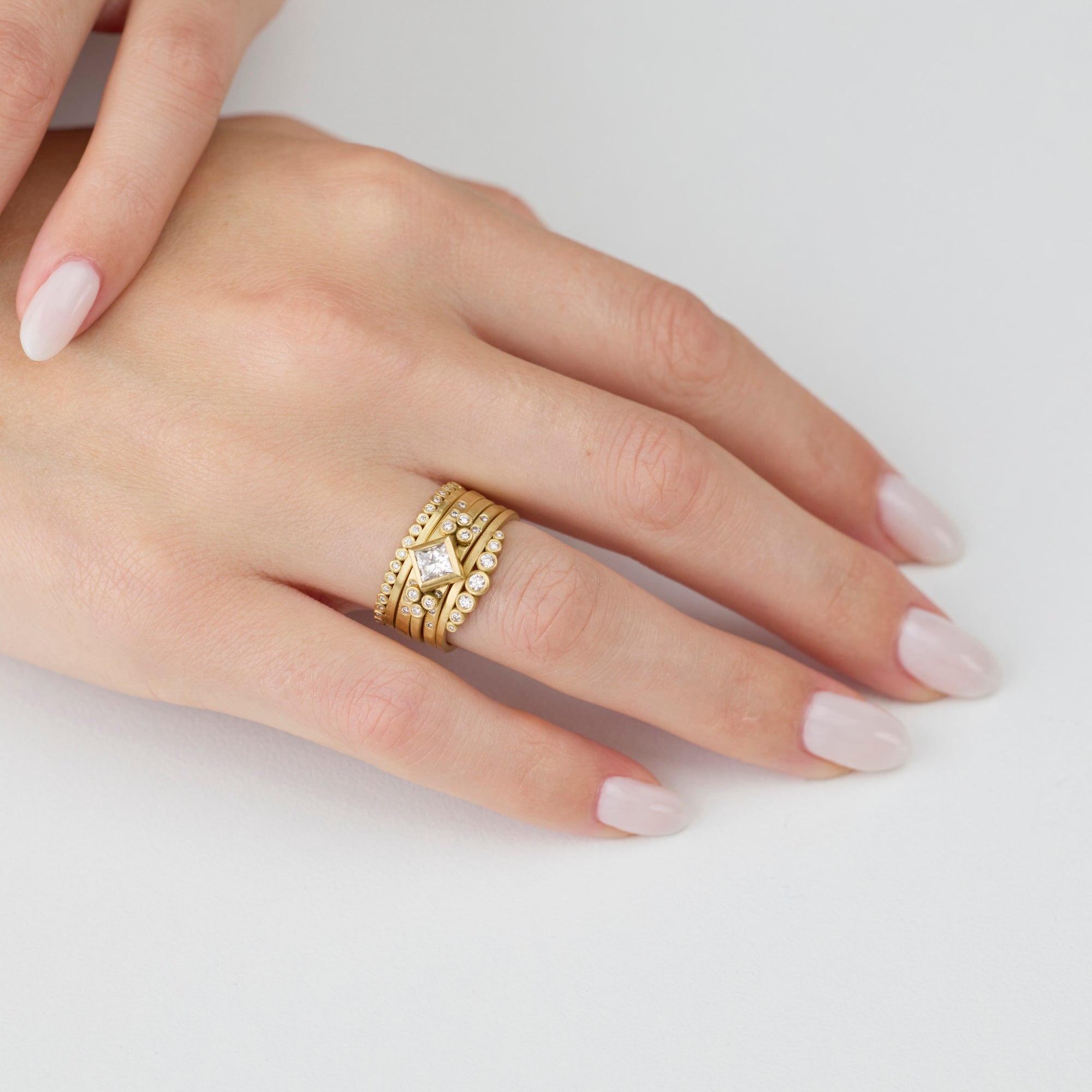 Modern Diamond Stack