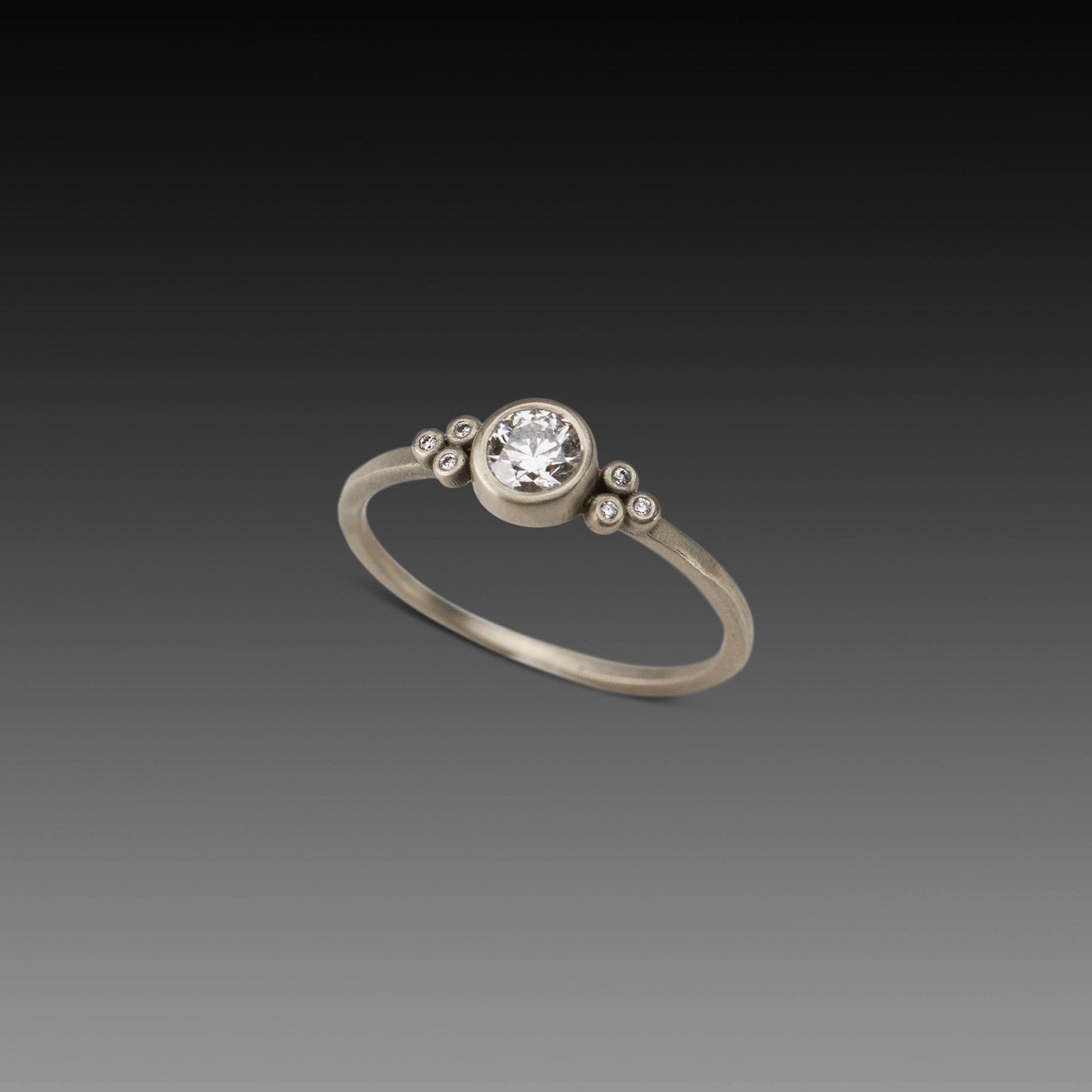 Medium Diamond Flourish Ring in White Gold