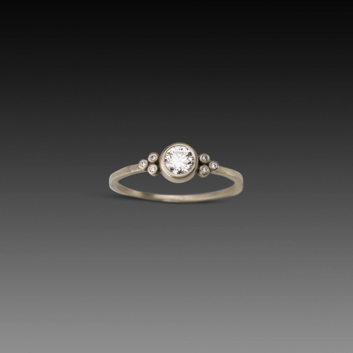 Medium Diamond Flourish Ring in White Gold