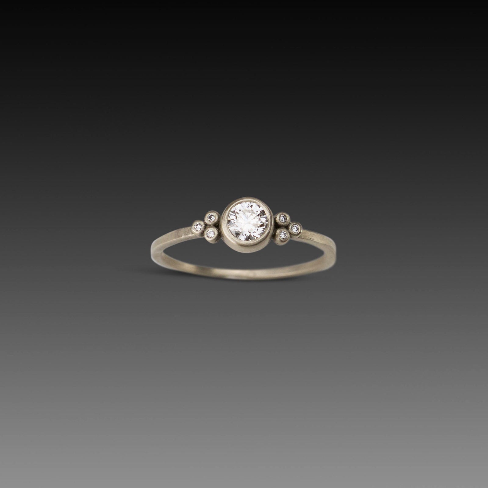 Medium Diamond Flourish Ring in White Gold