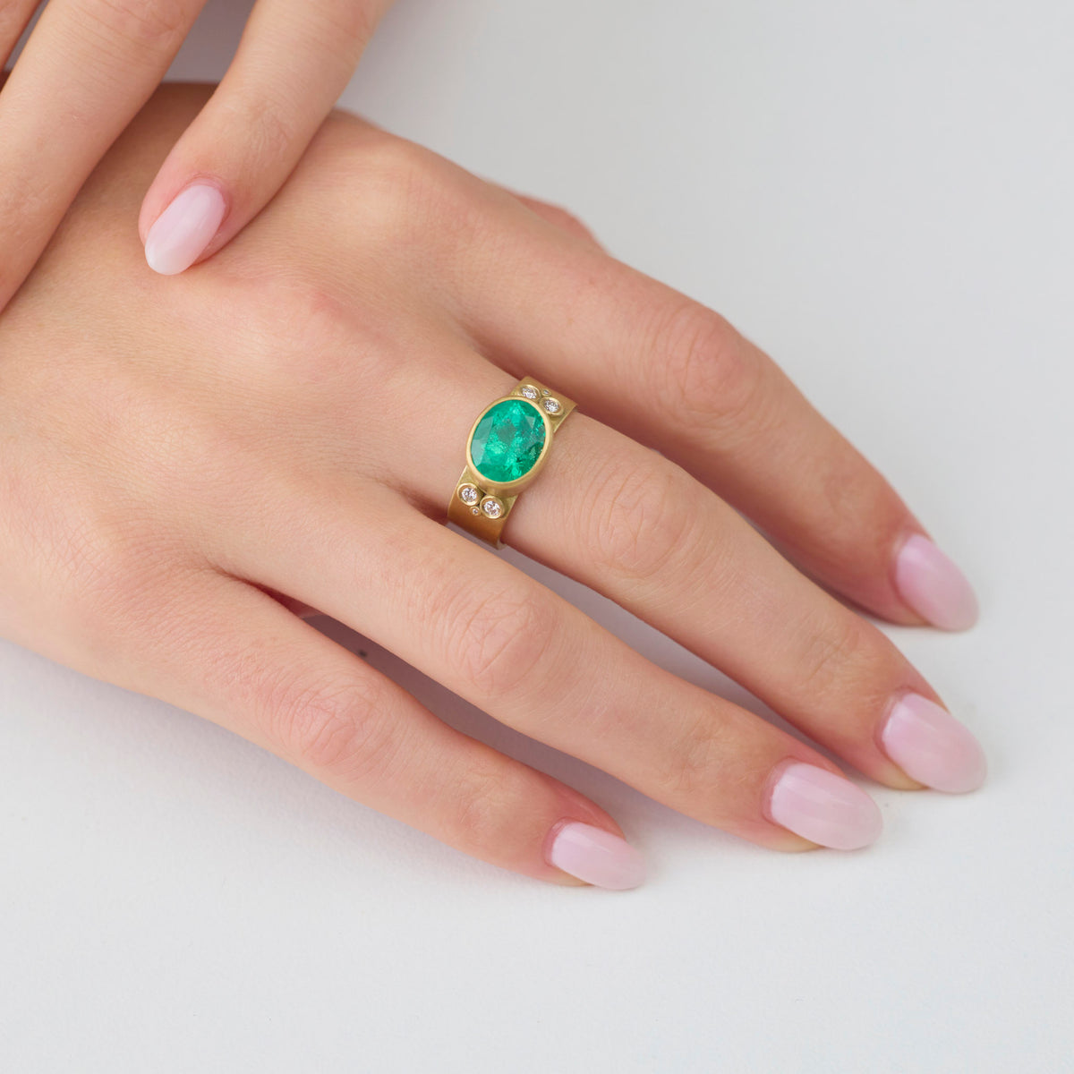 Statement Oval Emerald Ring