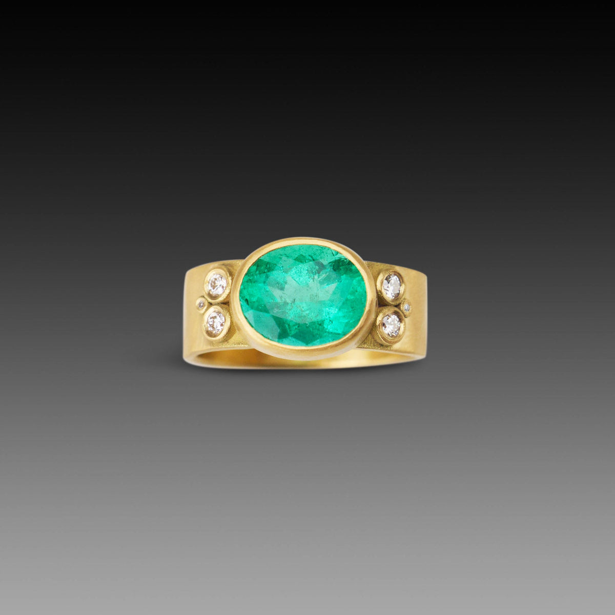 Statement Oval Emerald Ring