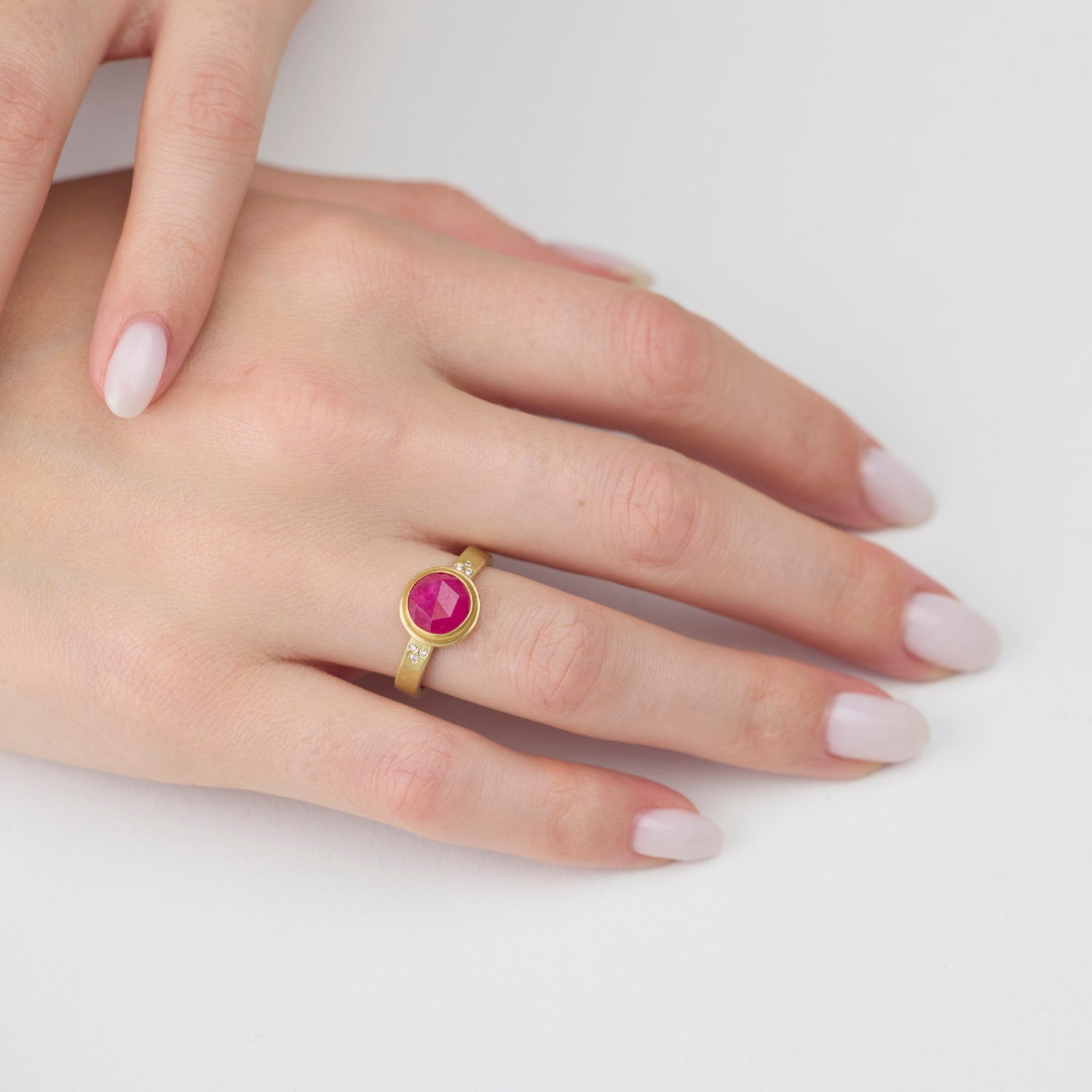 Vibrant Ruby Ring with Diamonds