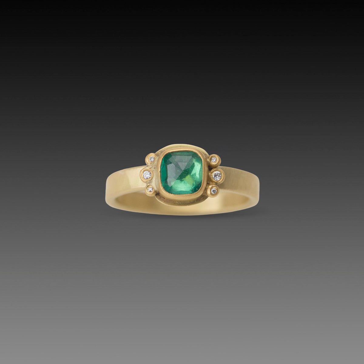 Emerald Ring with Diamonds