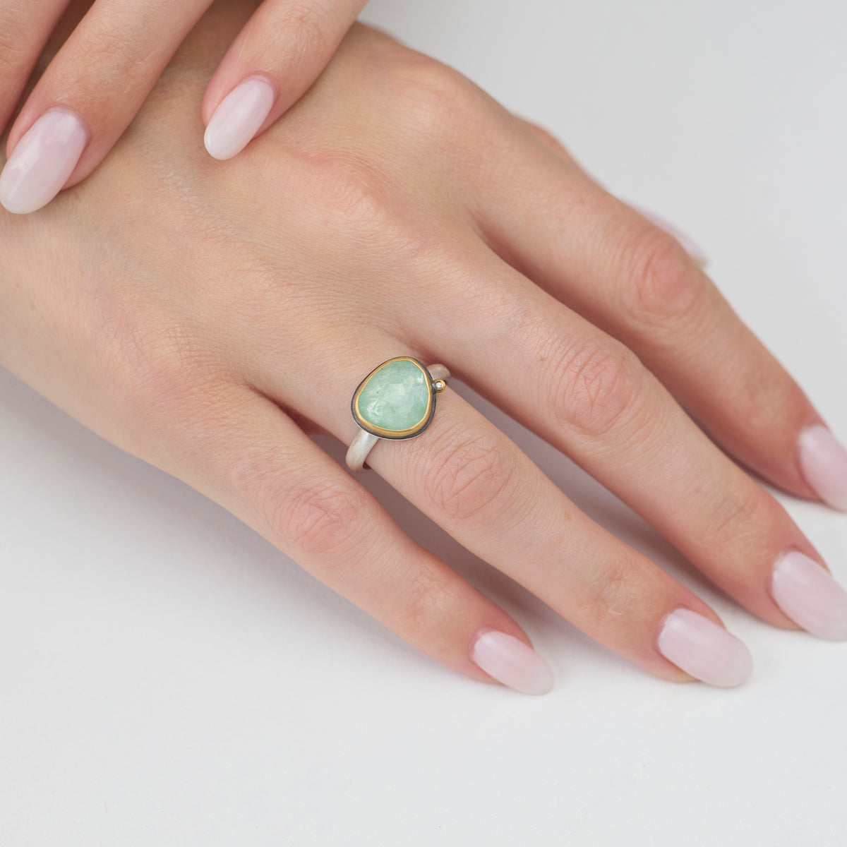 Beryl Ring with Diamond