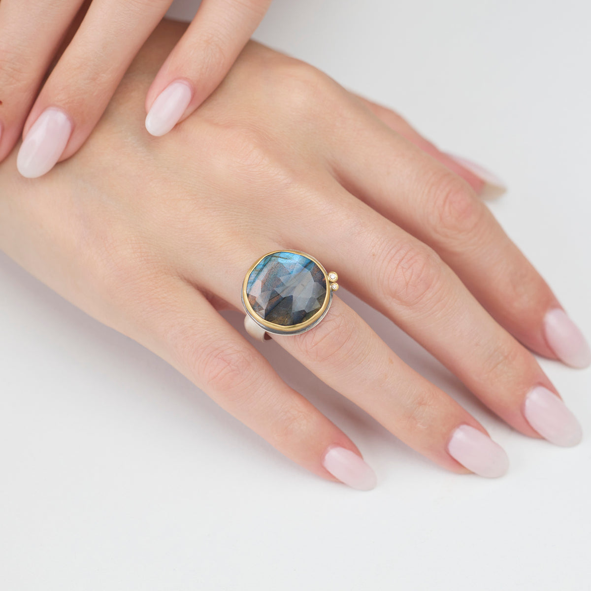 Round Labradorite Ring with Diamonds
