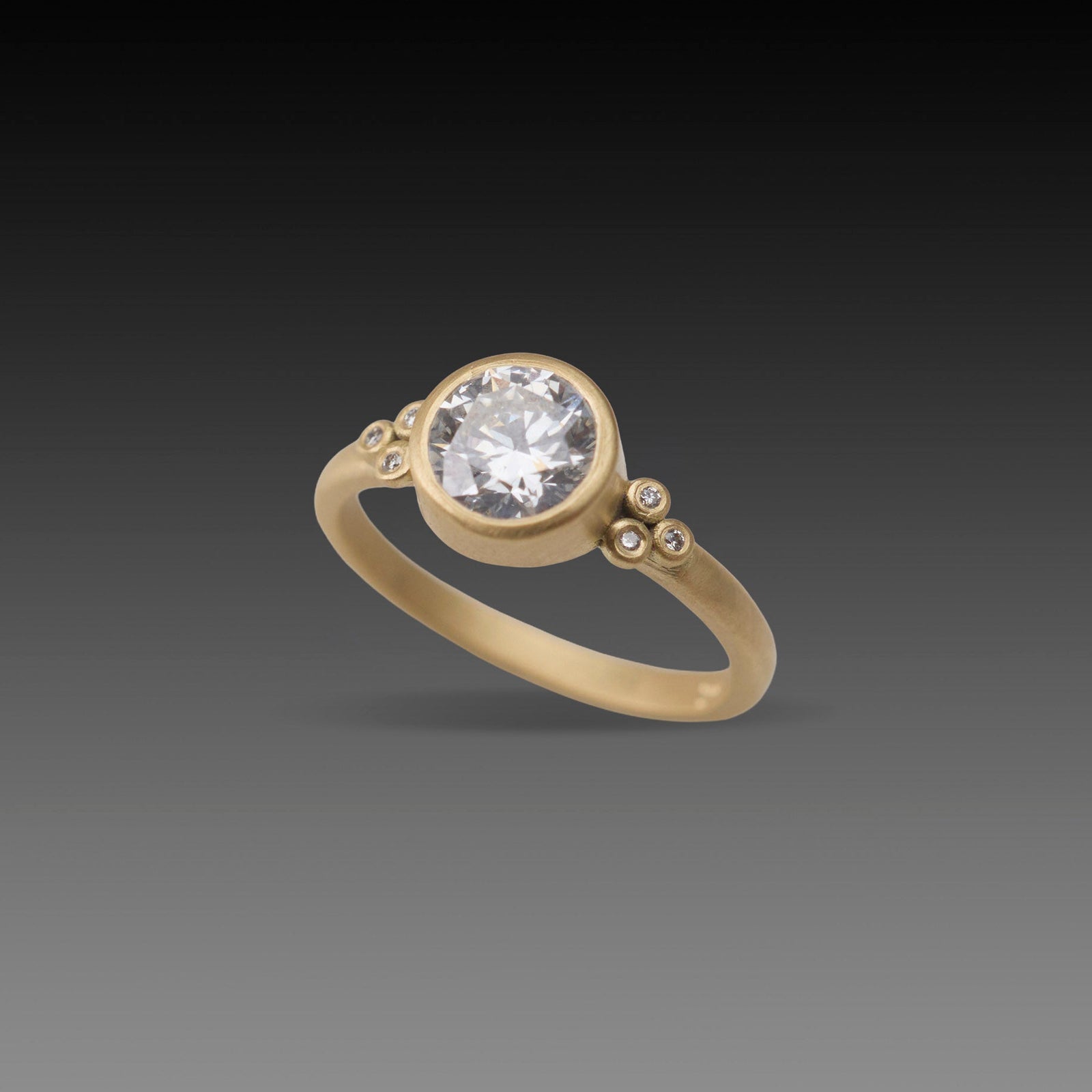 Brilliant Diamond Flourish Ring