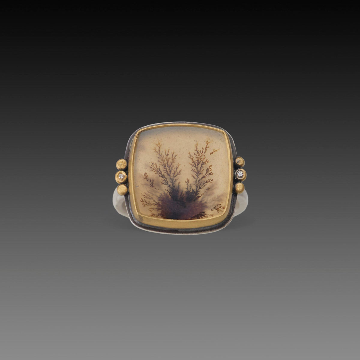 Dendritic Agate Ring with Gold Trios