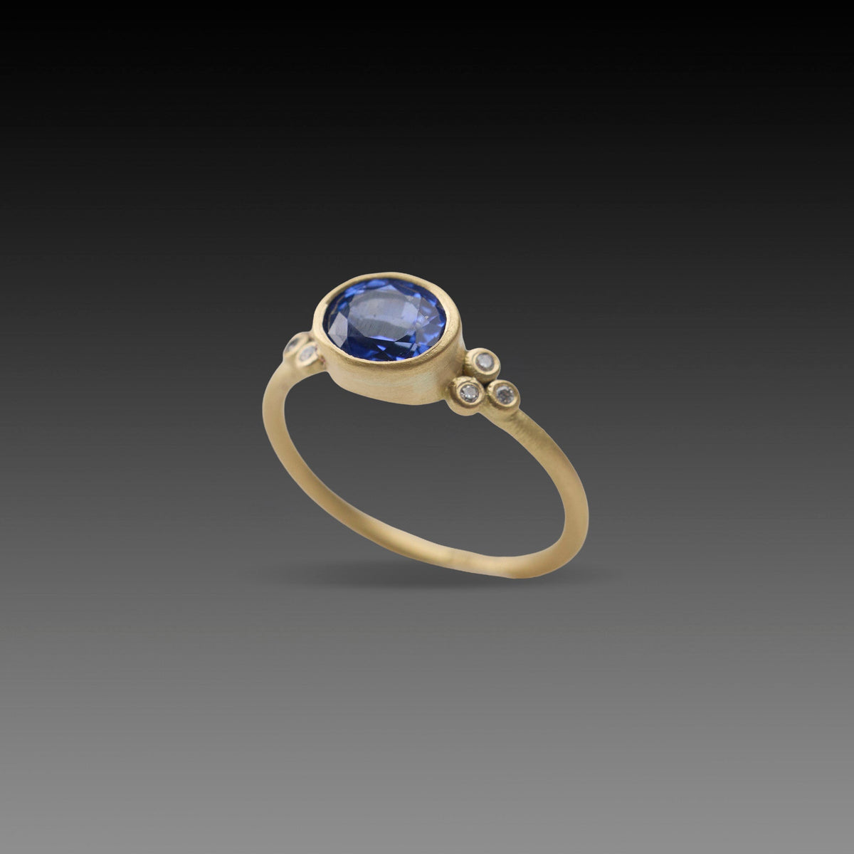 Blue Sapphire Ring with Diamonds