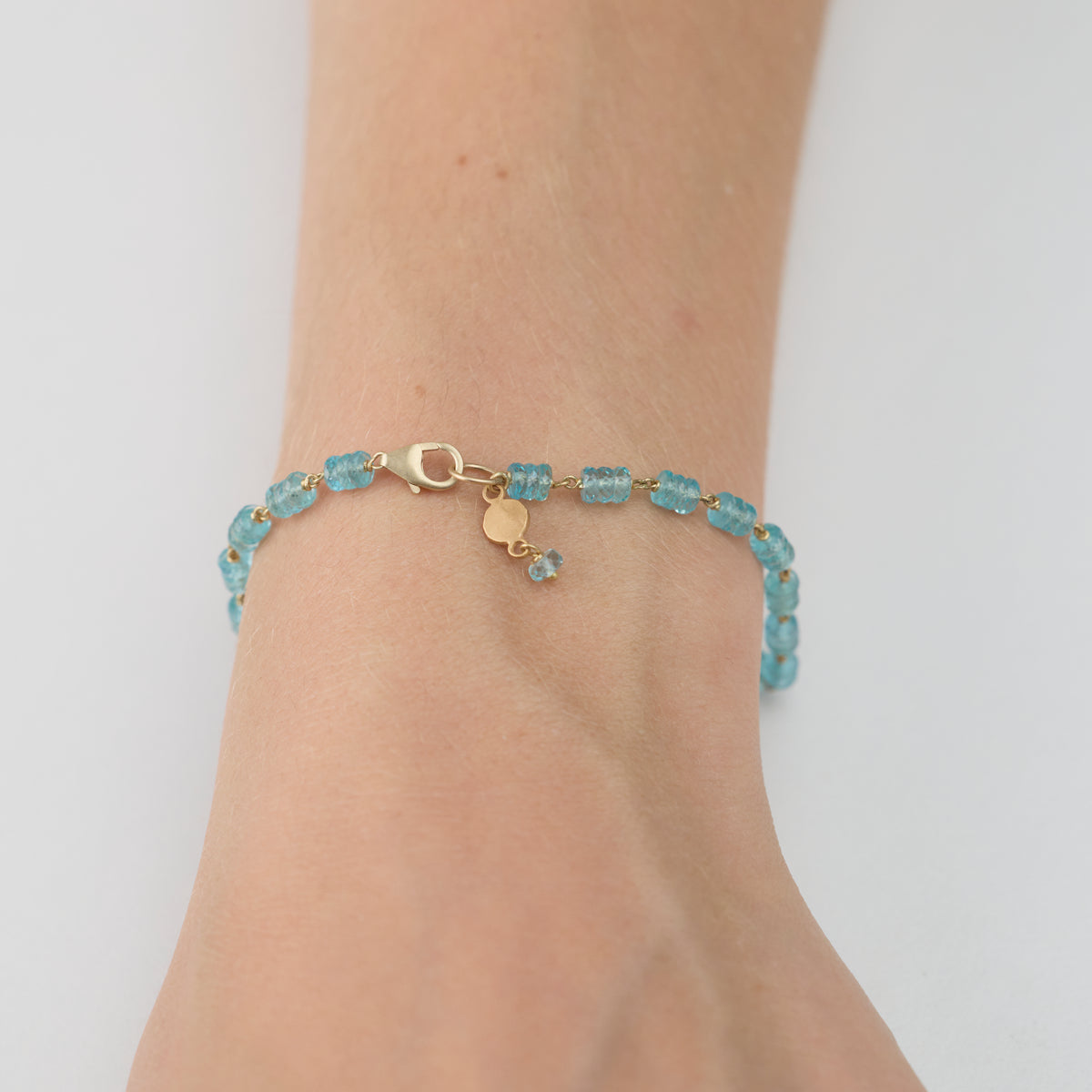 Apatite Linked Bracelet with 22k Charm