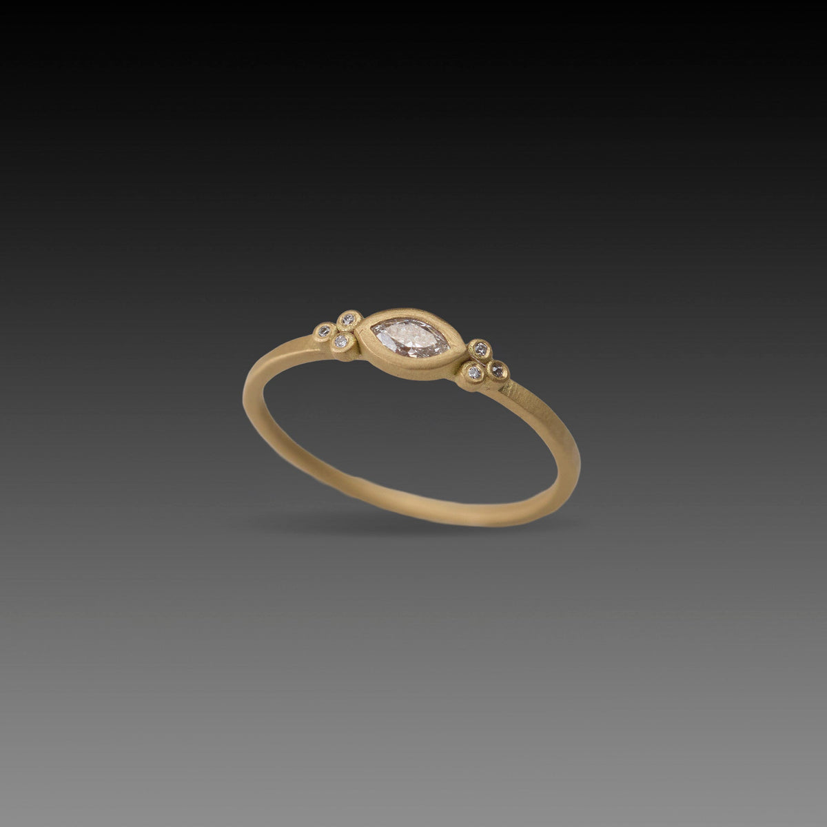 Petite Marquise Flourish Band