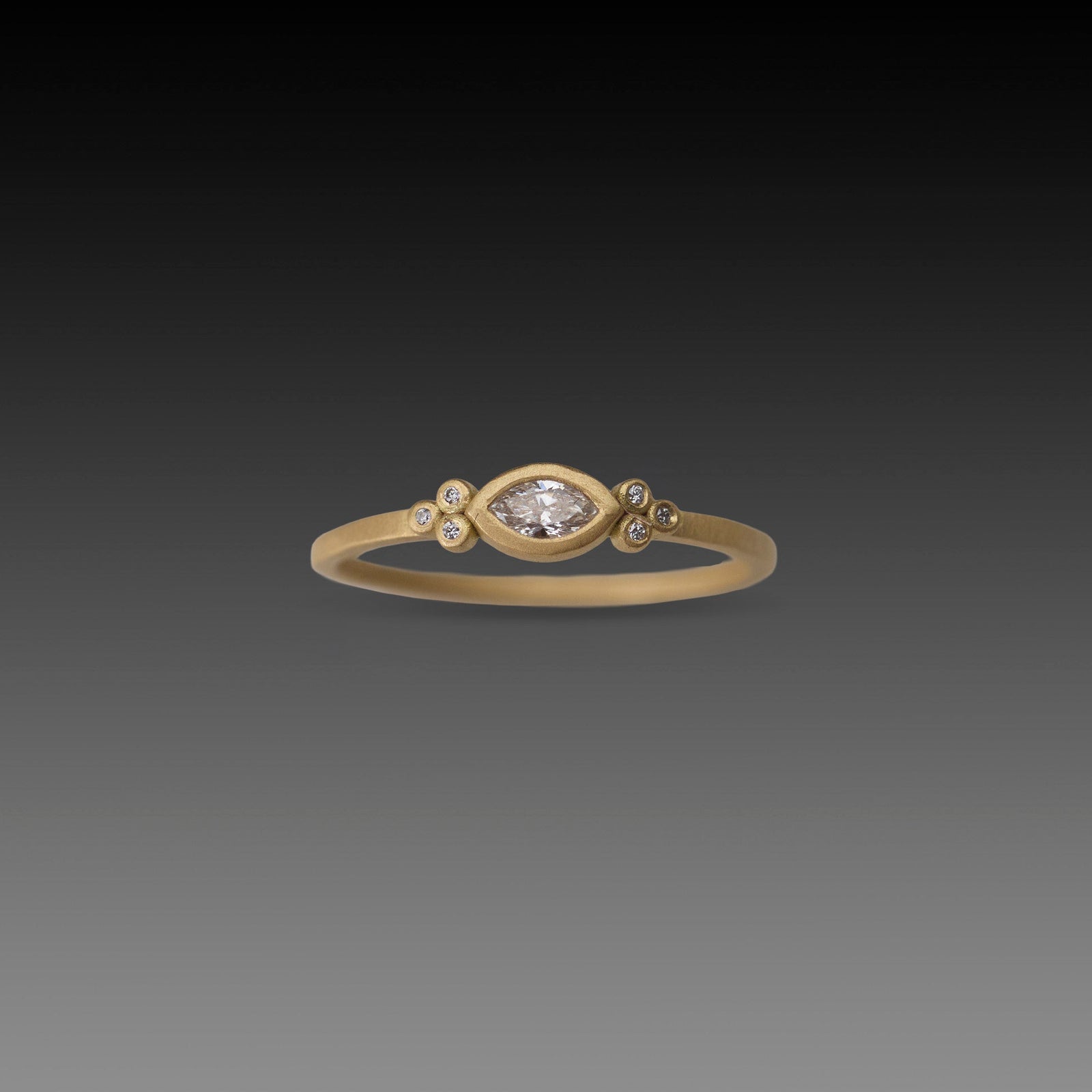 Petite Marquise Flourish Band