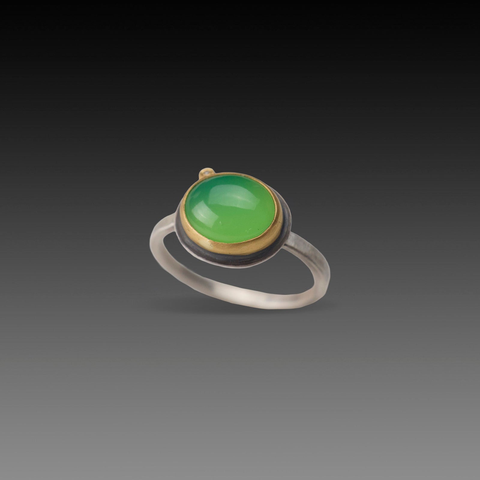 Smooth Chrysoprase Ring with Diamond