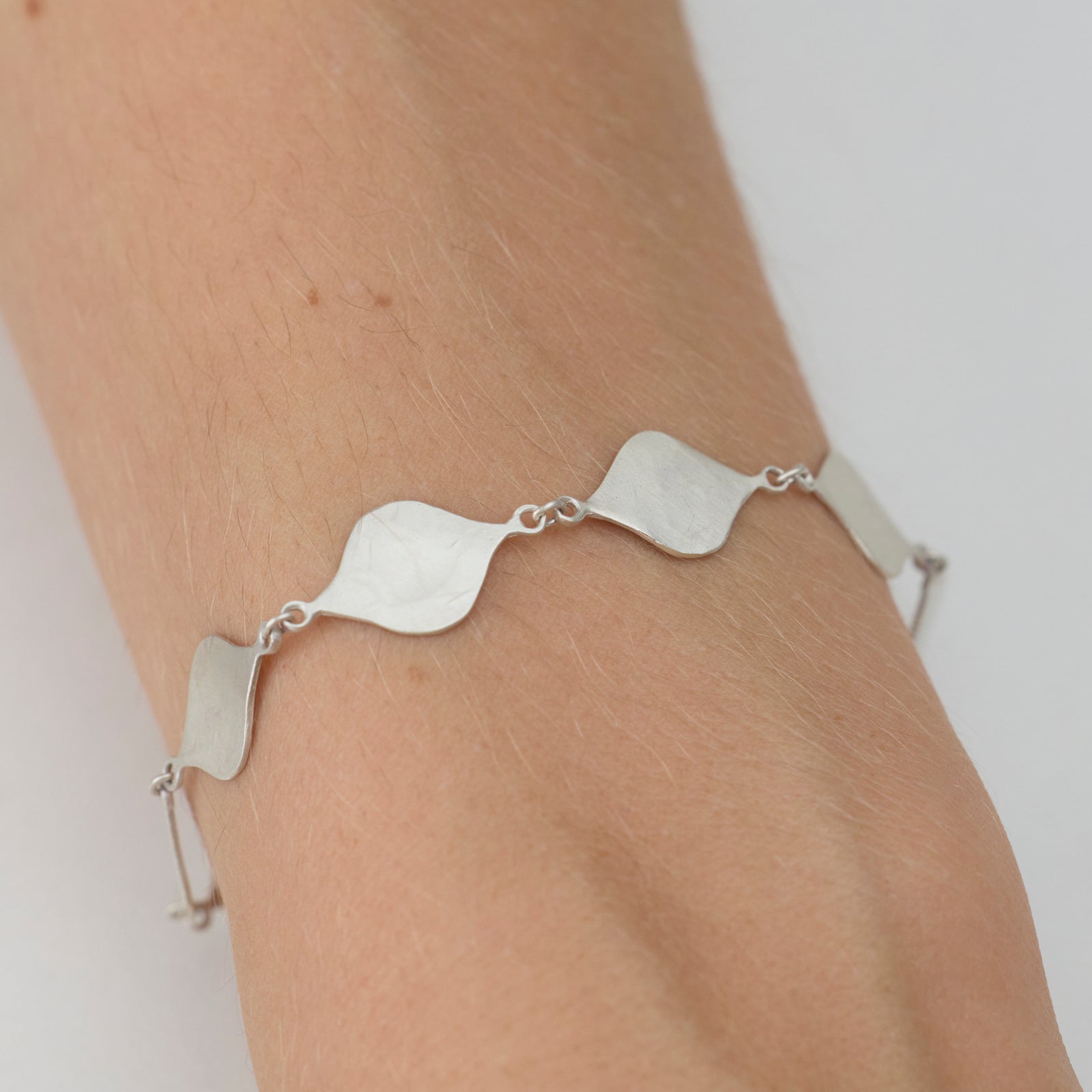 Silver Waves Link Bracelet