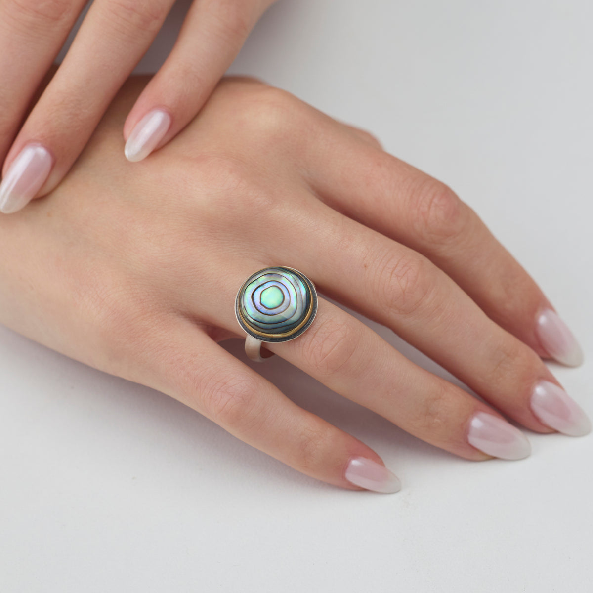 Mother of Pearl Swirl Ring