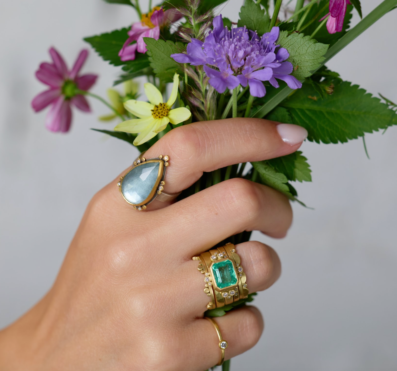 Emerald Ring With Diamond Trios