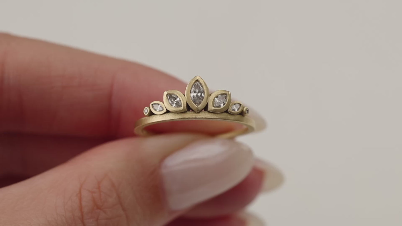 Full Lotus Diamond Band