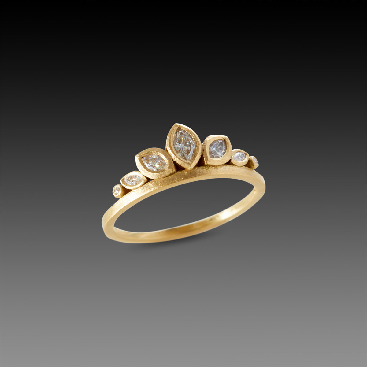 ANANDA KHALSA | CONTINUOUS SIDE DOTS GOLD RING | SIZE 6.5
