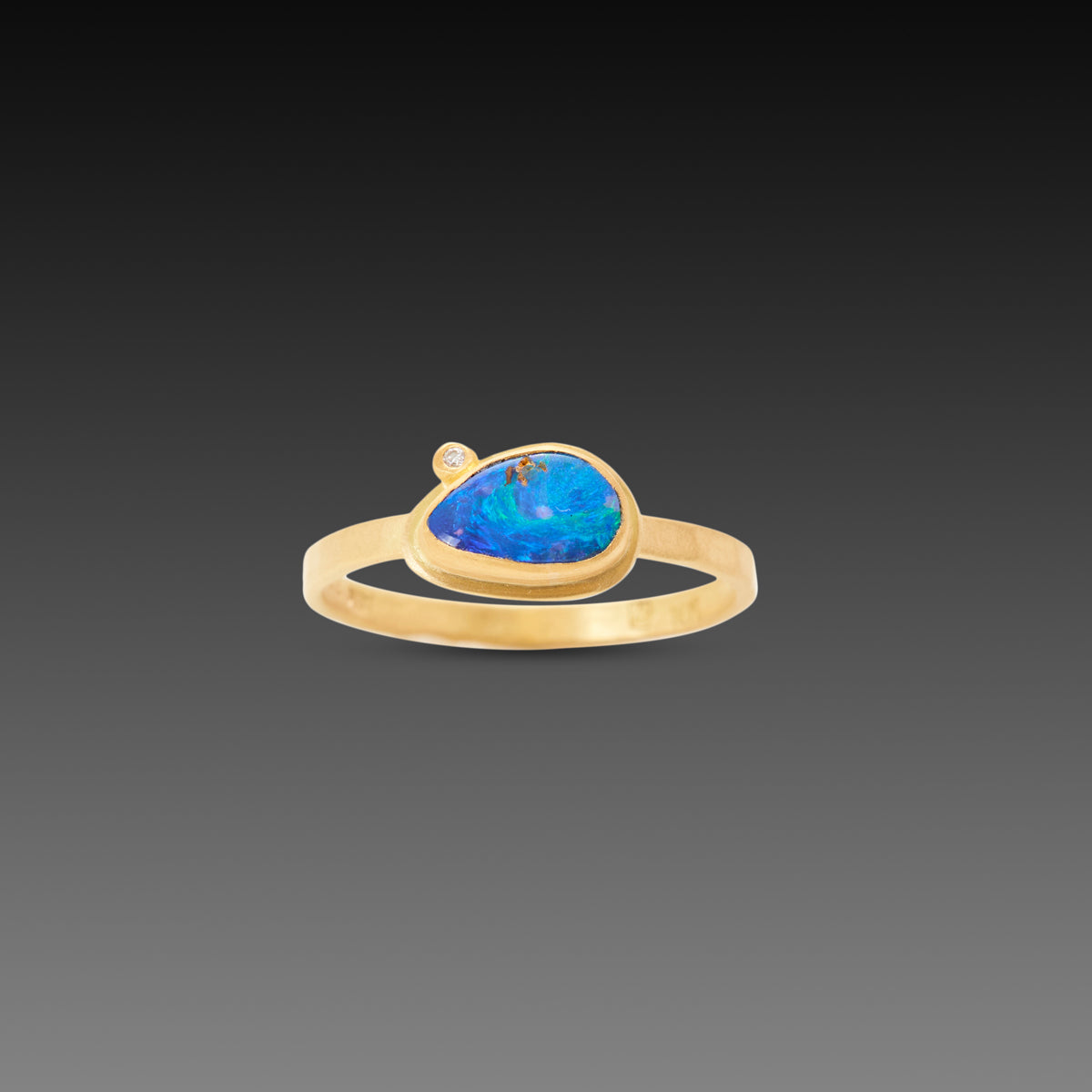 Boulder opal clearance ring