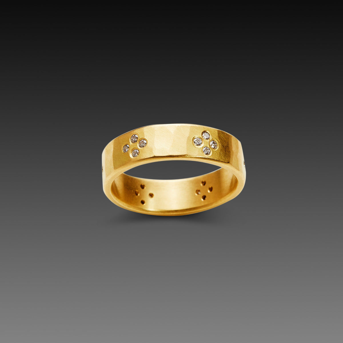 Hammered Cluster Band with Diamonds