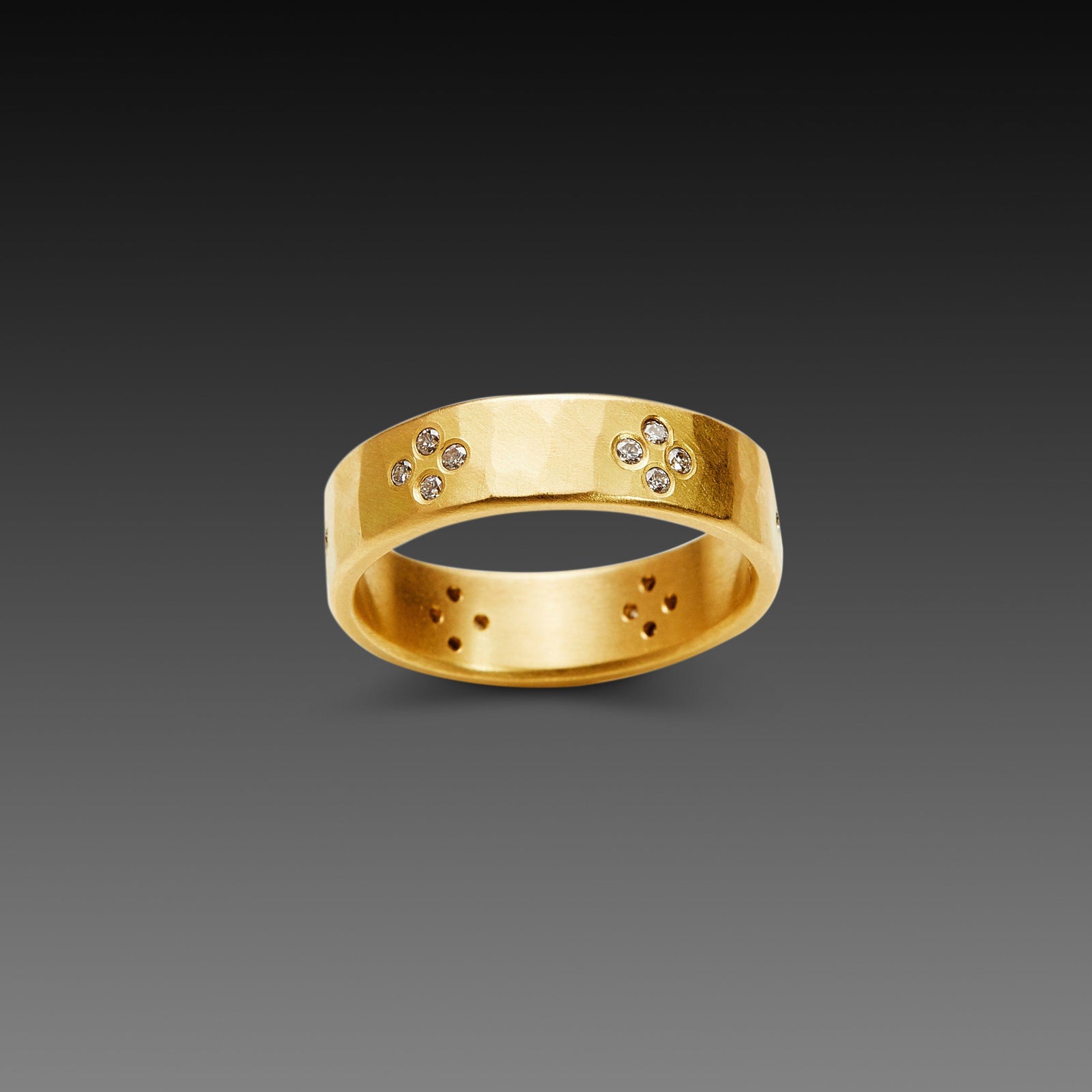 Hammered Cluster Band with Diamonds