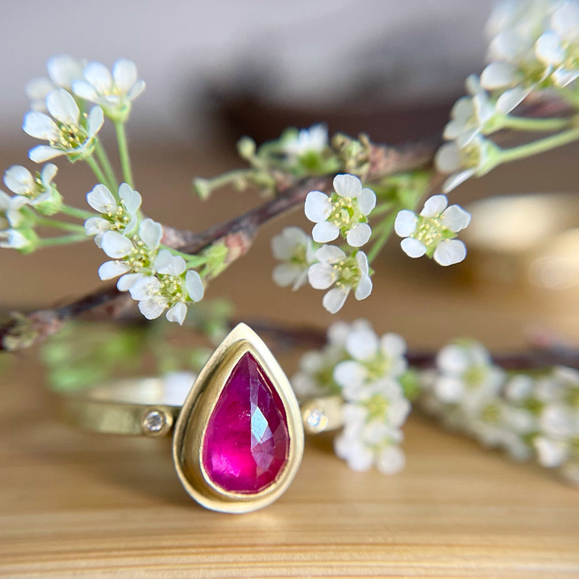 Teardrop Ruby Ring with Diamond Dots